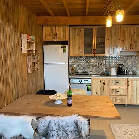 Boutique Stone House In The Kaz Mountains בית נופש *
